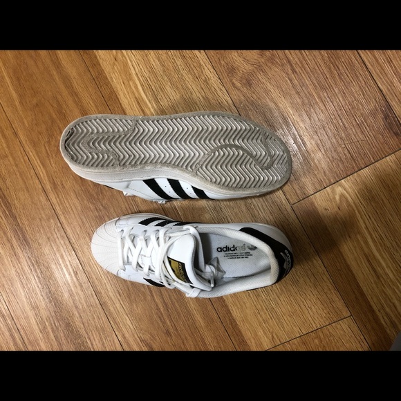 Adidas Superstar sneakers - Picture 3 of 4